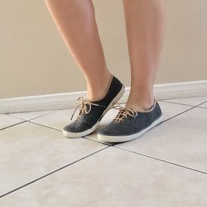 Keds gray with leather detail
